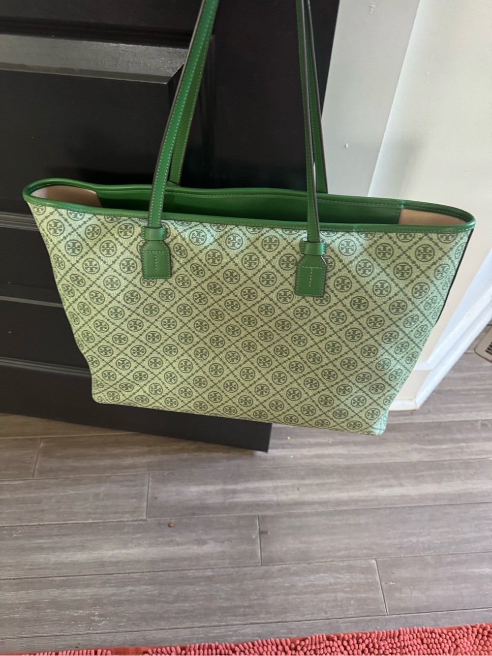 Green Logo-Pattern Tote Bag with Stripe Detail - Picture 2 of 4